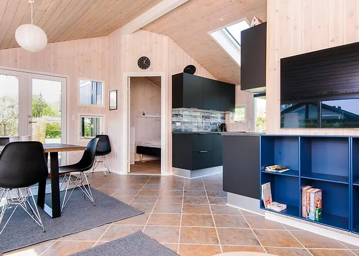 فندق 6 Person Holiday Home In Sjolund Sjolund