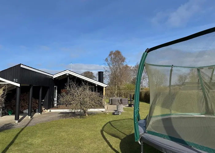 6 Person Holiday Home In Sjolund 4*